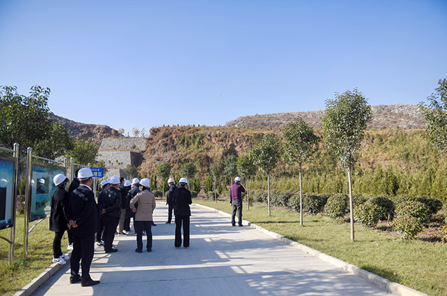 考察衛(wèi)輝市融創(chuàng)實業(yè)有限公司