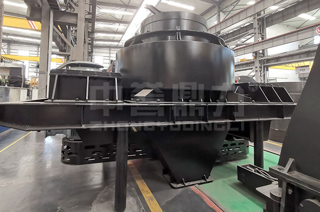 沖擊式粉碎機(jī) 沖擊式粉碎機(jī)