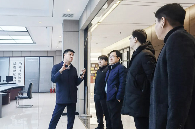 中建路橋集團(tuán)考察團(tuán)蒞臨中譽(yù)鼎力參觀交流 中建路橋集團(tuán)考察團(tuán)蒞臨中譽(yù)鼎力參觀交流