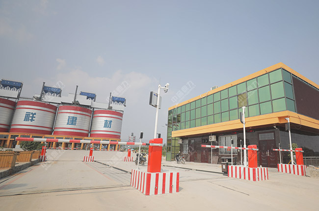 料倉自動放料系統(tǒng) 料倉自動放料系統(tǒng)