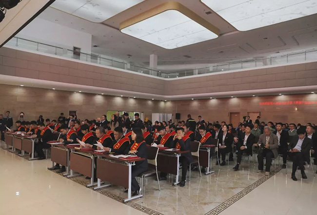 新鄉(xiāng)中譽(yù)鼎力董事長(zhǎng)張治民獲評(píng)“新鄉(xiāng)市青年經(jīng)營(yíng)管理人才”等榮譽(yù)稱號(hào)