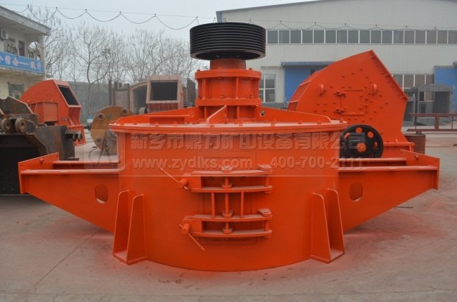 立軸式?jīng)_擊破碎機