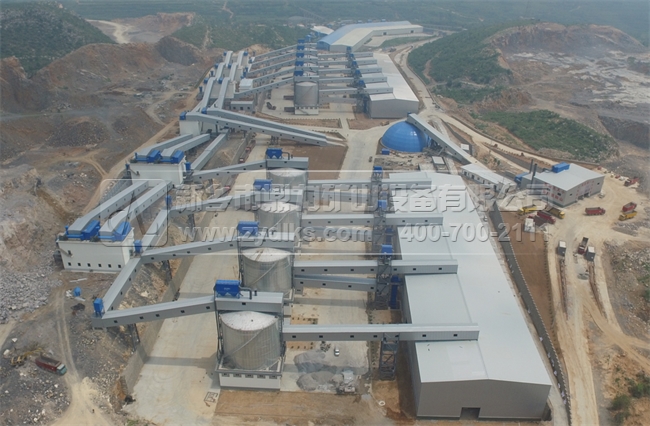 環(huán)保型破碎生產線鳥航拍圖