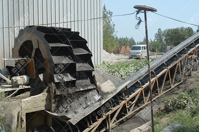 輪斗式洗砂機使用現(xiàn)場