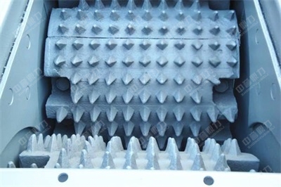 對(duì)輥式破碎機(jī)輥?zhàn)? style=