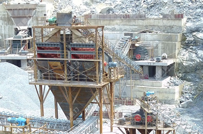 日產(chǎn)萬(wàn)噸砂石料破碎篩分生產(chǎn)線(xiàn)