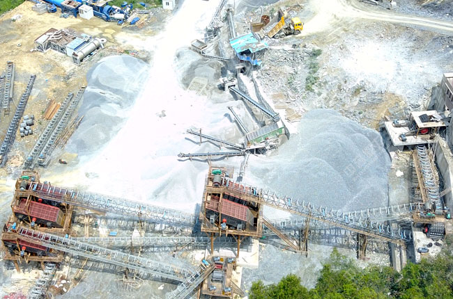 日產(chǎn)萬(wàn)噸砂石料破碎篩分生產(chǎn)線(xiàn)