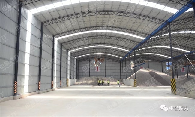 封閉的破碎料倉(cāng)