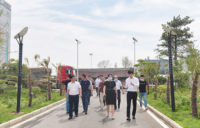 實地參觀衛(wèi)輝市藍天環(huán)保材料有限公司四位一體建材項目