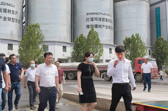 湖北武穴市考察團蒞臨中譽鼎力調(diào)研